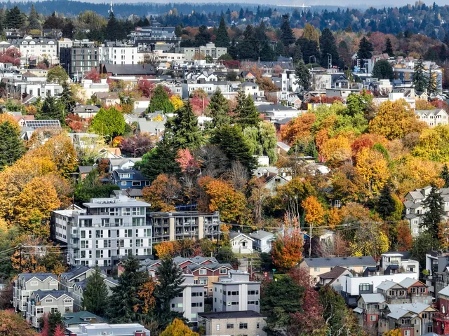 Fremont Neighborhood - Image 4