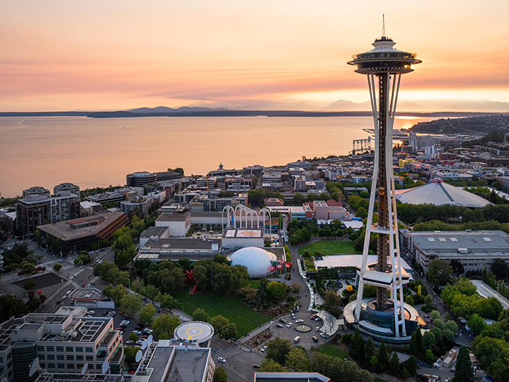 Space-Needle-2018-Nic-Lehoux-Seattle-01